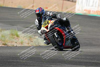 media/Jun-04-2022-WERA (Sat) [[b852bbbd55]]/Practice Races/5-750cc and up novices/